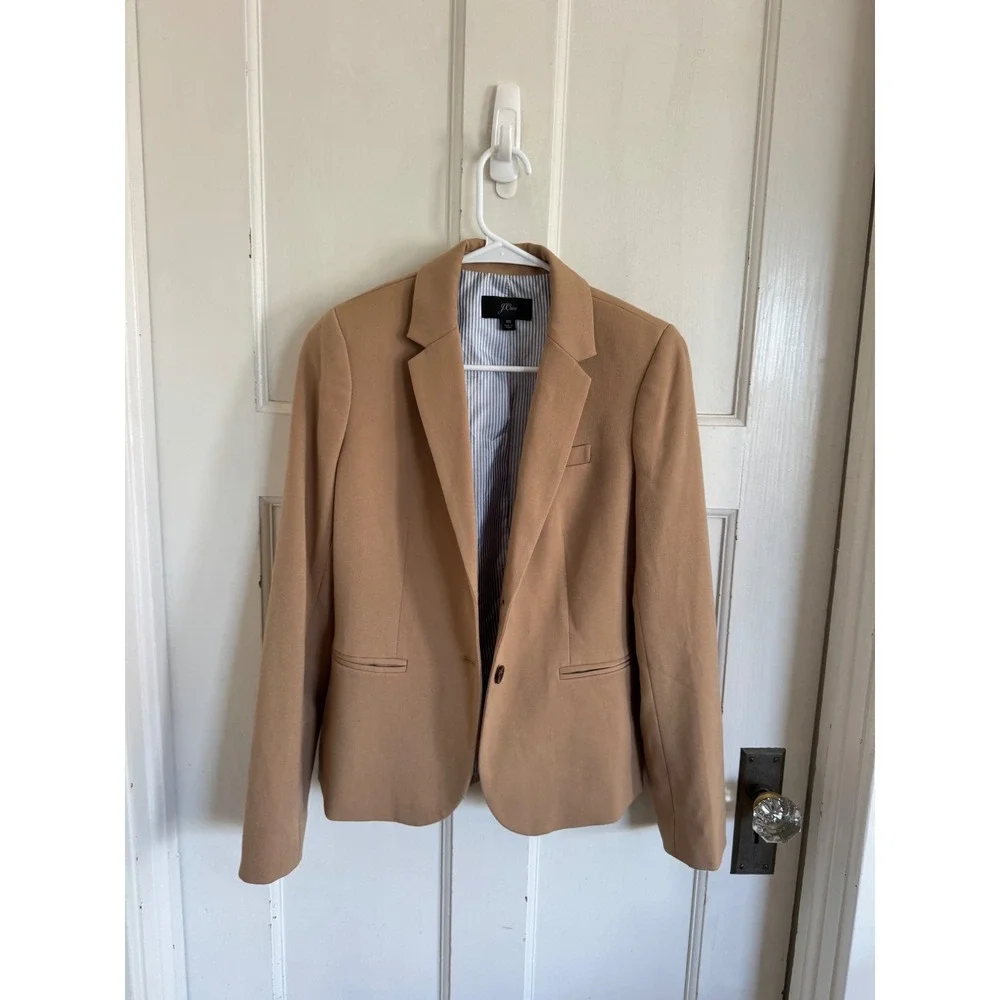 J.Crew women's tan Schoolboy blazer size XS